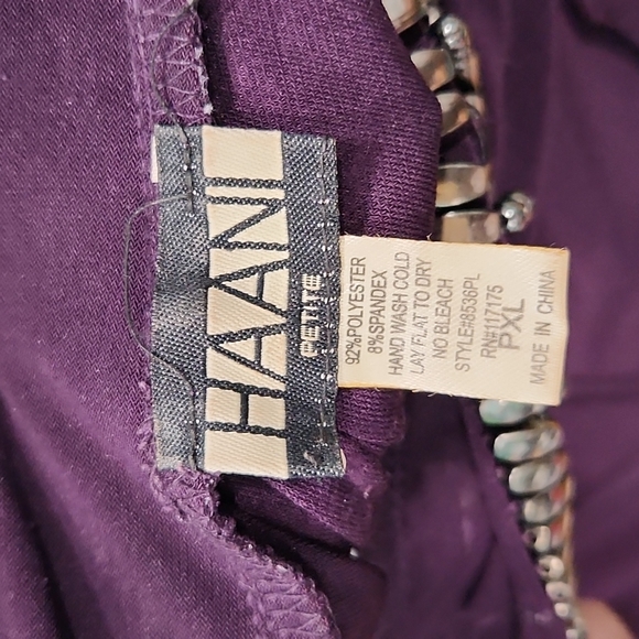 Dress - Picture 3 of 3